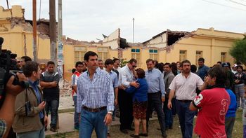 urtubey desde la zona afectada por el sismo: el lunes comenzaran las tareas de reparacion urtubey desde la zona afectada por el sismo: el lunes comenzaran las tareas de reparacion