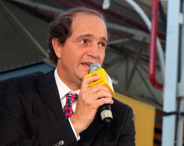 El secretario legal y técnico ofició de intermediario para firmas offshore