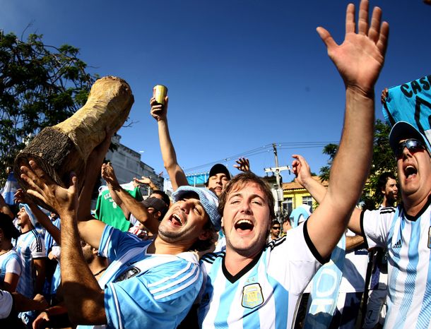 Una encuesta dice que los argentinos están menos interesados en el Mundial que en 2010