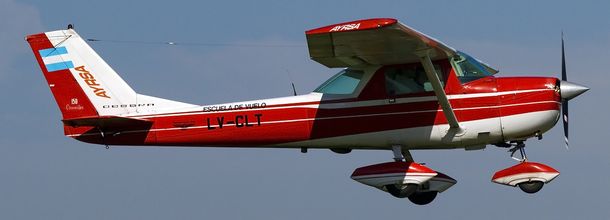 Cayó una avioneta en Escobar