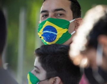 Ciudades de cinco estados de Brasil reactivaron sus actividades. 