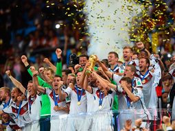 Campeón del Mundo y parte de una generación dorada de Alemania, este exjugador se retiró a los 29 años para escalar montañas.&nbsp;