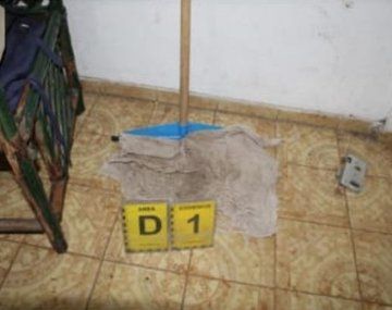 Salieron a la luz fotos del interior de la casa donde se perpetró el triple crimen de Florencio Varela