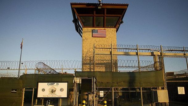 Lleva 13 años en la cárcel de Guantánamo porque confundieron su nombre
