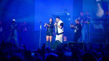 la banda de carlitos y euge quevedo hicieron vibrar el movistar arena con una noche historica de cuarteto la banda de carlitos y euge quevedo hicieron vibrar el movistar arena con una noche historica de cuarteto