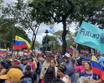 Masiva marcha opositora en Venezuela tras las elecciones: ¡Muestren la verdad!