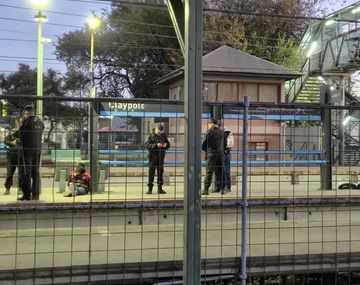 Pánico en la estación Claypole del Tren Roca por un hombre que aseguraba tener explosivos en su mochila