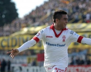 Huracán espera más ofertas de River por el Pity Martínez