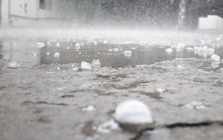 Alerta grave por granizo y lluvias fuertes en 8 provincias este lunes