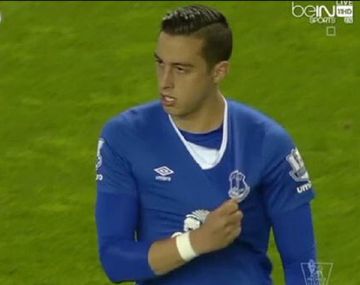 Funes Mori vio la roja en el clásico ante Liverpool por una terrible patada
