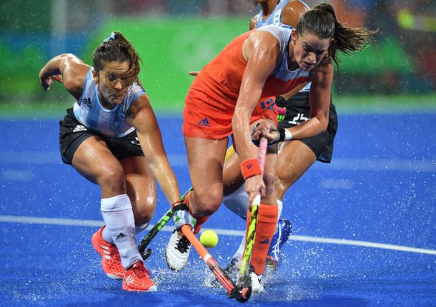Las Leonas perdieron ante Holanda y se quedaron afuera de los Juegos