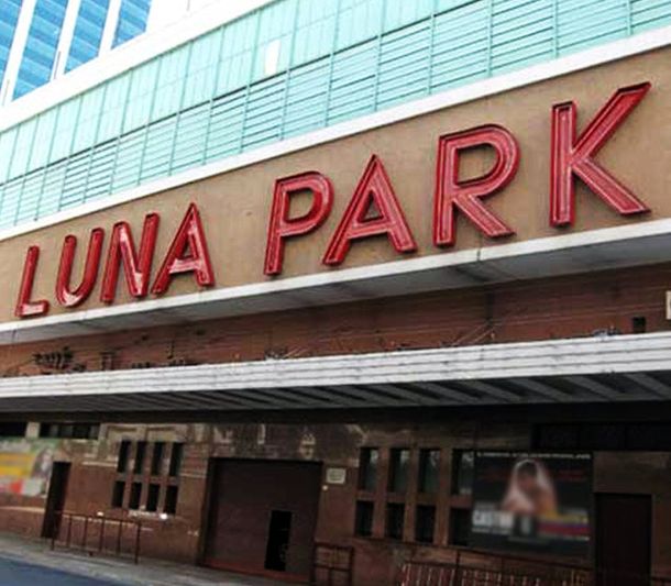 Acto en el Luna Park en apoyo a las medidas del Gobierno