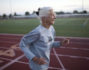 Tenía 86 años y murió después de correr una maratón