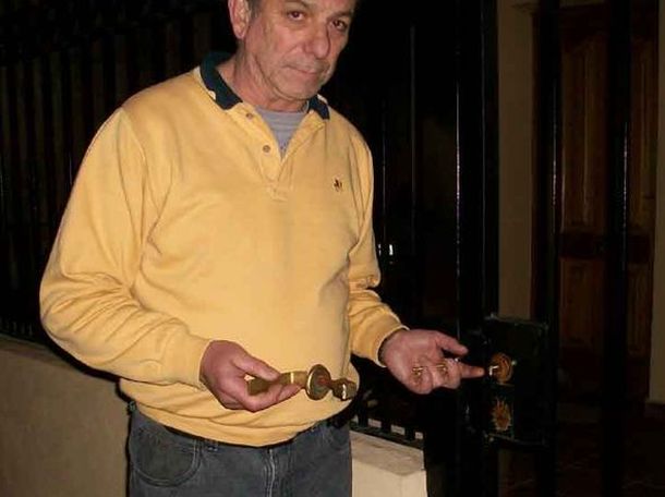 Los vecinos de Llavallol denuncian a la banda de los picaportes