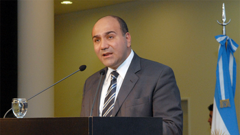 manzur afirmo que hay stock de vacunas ante casos de gripe manzur afirmo que hay stock de vacunas ante casos de gripe