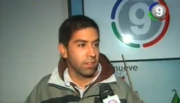Encuentra 25 mil pesos y los devuelve por televisión