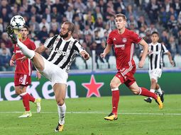 El Pipa volvió al gol por Champions League El Pipa volvió al gol por Champions League