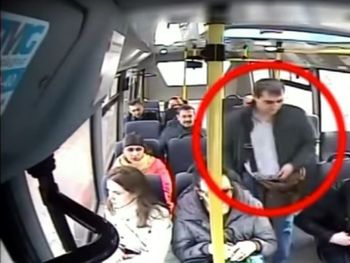 Mirá lo que hizo para poder robarle algo de la cartera&nbsp;