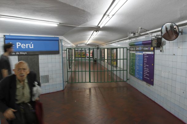 Metrodelegados suspendieron el paro rotativo del subte