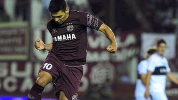 El delantero la rompió en Lanús y ahora quiere hacerlo con la camiseta del Tri El delantero la rompió en Lanús y ahora quiere hacerlo con la camiseta del Tri