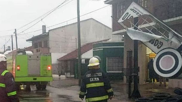El temporal en Necochea. Foto gentileza Noticias de Necochea. El temporal en Necochea. Foto gentileza Noticias de Necochea.