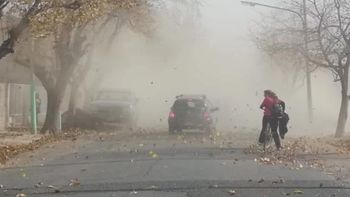 un ?violento anticiclon afectara de lleno a la argentina: cuando llegara