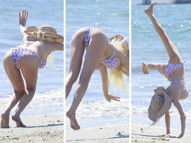 Courtney Stodden hizo la medialuna con una bikini reveladora