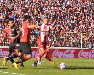 Unión y Colón igualaron 1-1 en el clásico santafecino