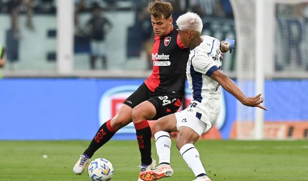 Talleres perdió 3-1 ante Newells y se quedó en las puertas del título