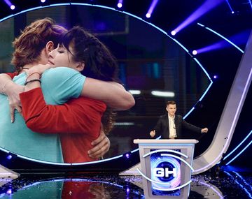 Ya se fue de la casa uno de los familiares 