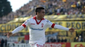 huracan espera mas ofertas de river por el pity martinez huracan espera mas ofertas de river por el pity martinez