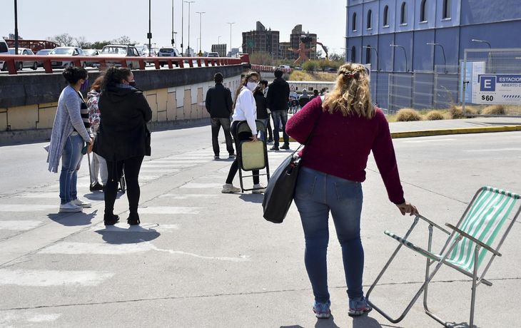 Se sumaron las de PBA: informaron 3.352 nuevas muertes y son 20.288 los fallecidos