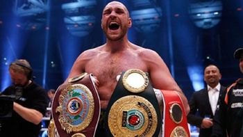 El británico es campeón del Consejo y la Asociación de Boxeo El británico es campeón del Consejo y la Asociación de Boxeo