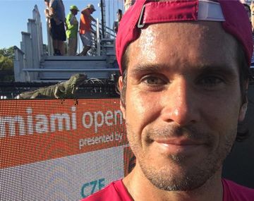 Tommy Haas se toma una selfie con una iguana&nbsp;