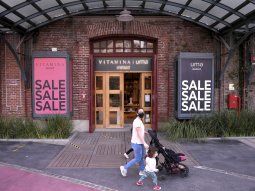 Abrió el shopping Distrito Arcos y se analiza adelantar actividades para la fase 2