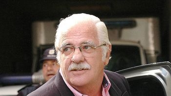 Carlos Carrascosa Carlos Carrascosa