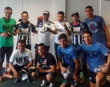 Como un peleador más: ¿Qué DT argentino es fanático de la UFC?