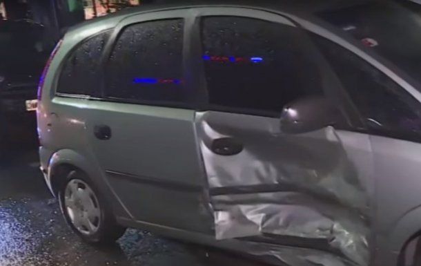 Árbol caído provocó un choque en cadena en Colegiales