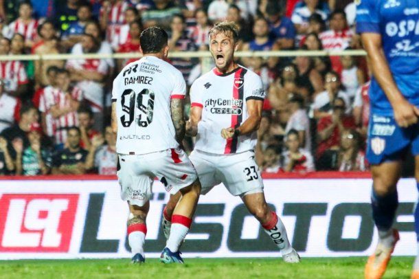 Copa de la Liga: con un triplete de Ramírez, Newells venció a Unión en Santa Fe y es líder perfecto