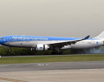 Llegó al país el avión de Aerolíneas con la tercera tanda de la Sputnik V