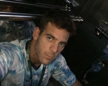 Del Potro arrancó el día con el pie izquierdo: se quedó encerrado en un ascensor