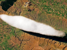 La extraña nube que no se mueve que llamó la atención de la NASA