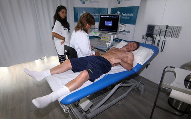 Messi pasó por el consultorio antes de iniciar la pretemporada en Barcelona