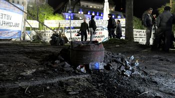 los ex soldados continentales demolieron la construccion en plaza de mayo los ex soldados continentales demolieron la construccion en plaza de mayo