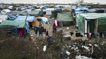 la justicia de francia autorizo el desalojo del campo de refugiados de calais la justicia de francia autorizo el desalojo del campo de refugiados de calais