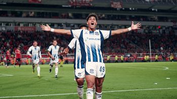 independiente no lo aguanto y cayo 2-1 ante talleres en avellaneda independiente no lo aguanto y cayo 2-1 ante talleres en avellaneda