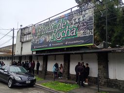 fotos y video: asi fue el desalojo del emblematico boliche pinar de rocha fotos y video: asi fue el desalojo del emblematico boliche pinar de rocha