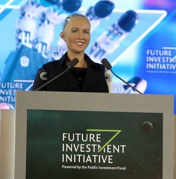 Arabia Saudita le otorgó la ciudadanía a un robot humanoide