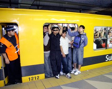 Esta semana se definiría si autorizan la suba del subte