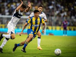 Rosario Central le ganó 2-1 Gimnasia y es líder de la Zona B